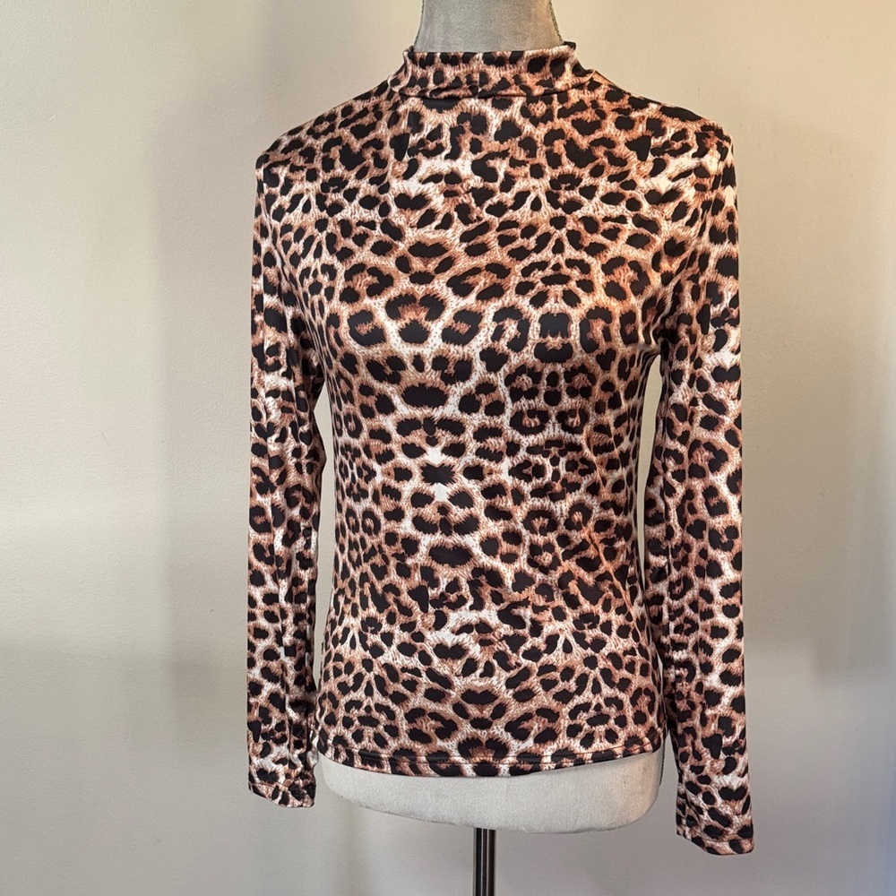 Leopard Print Long Sleeve Women's Top
